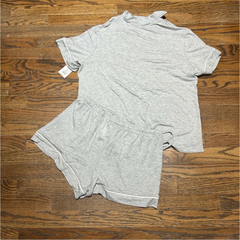 Pajama Set - Picture 3 of 4